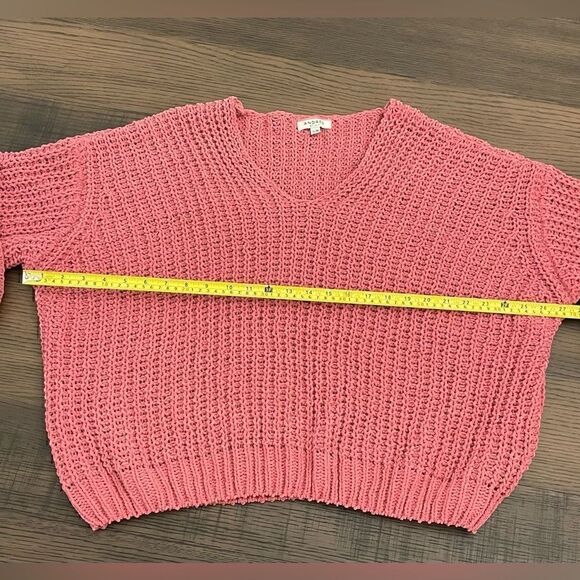 ANDREE by Unit S/M Mauve Chunky Knit V Neck Sweater - Picture 4 of 9